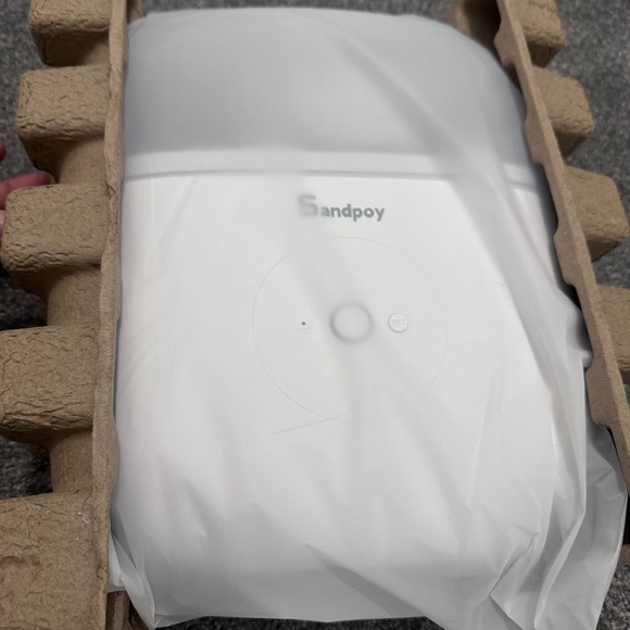 Hanging Automatic Rabbit Feeder - White - Picture 4 of 16